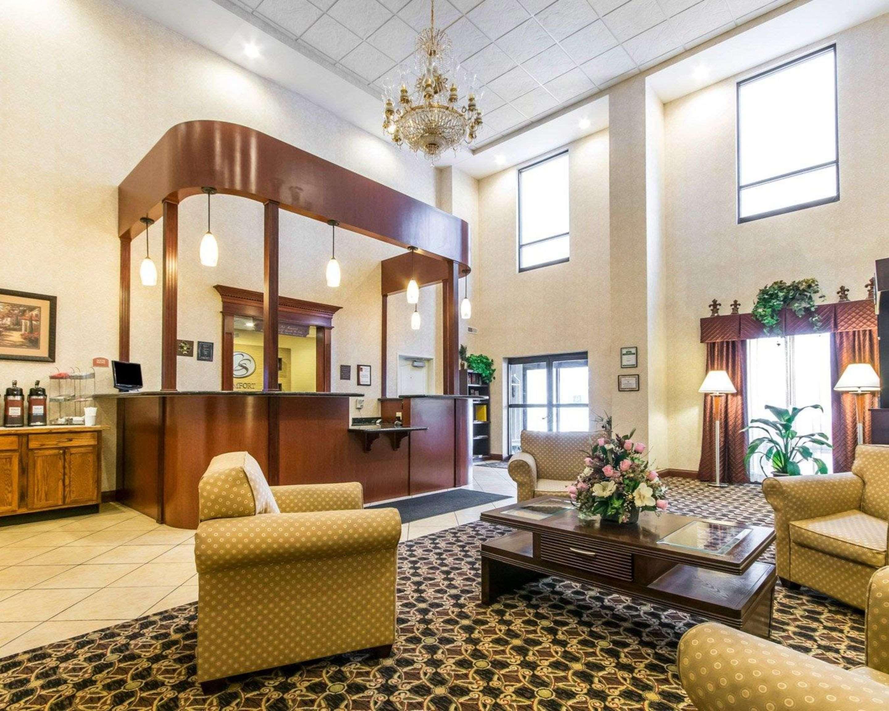 Comfort Suites South Point - Huntington Екстер'єр фото