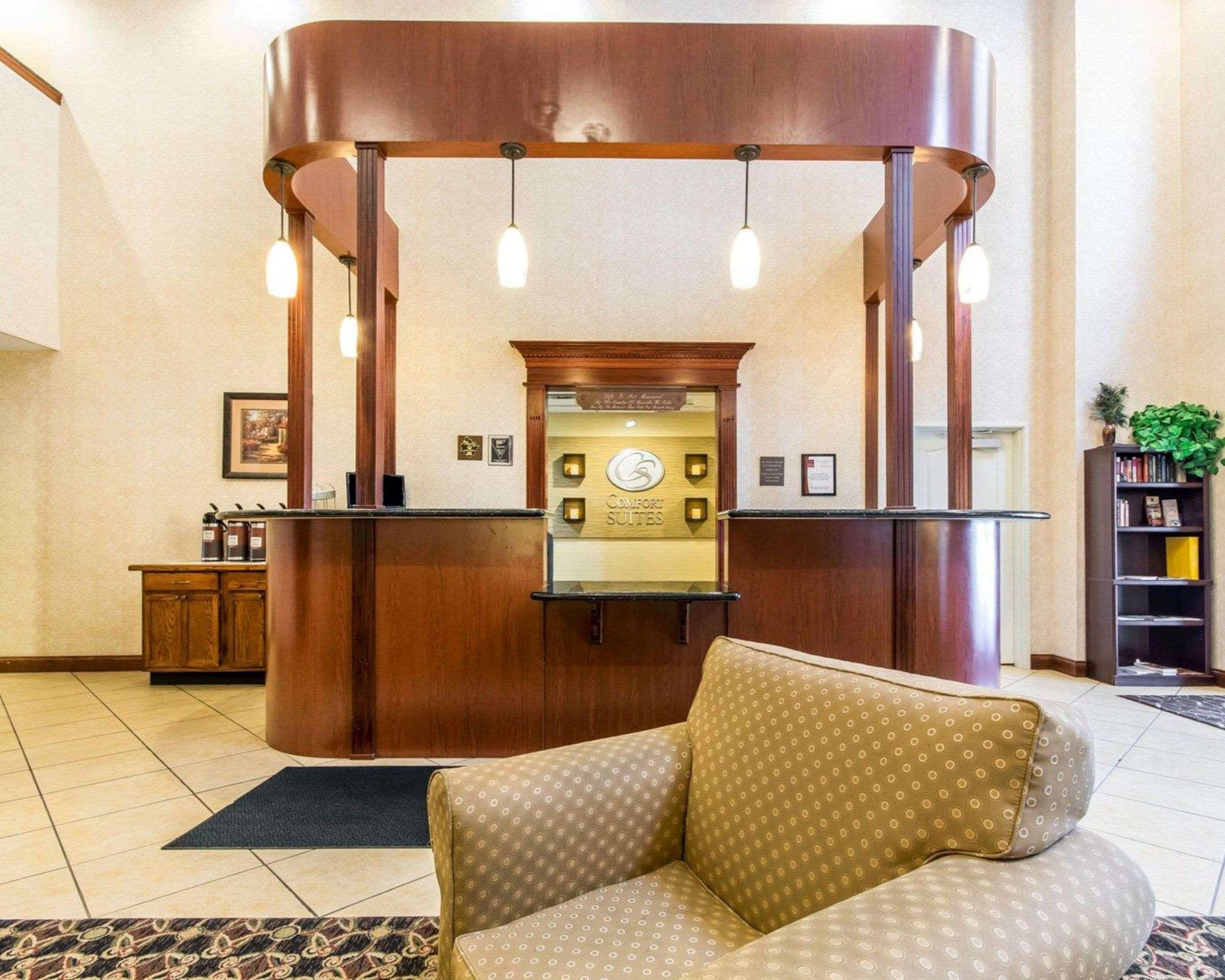 Comfort Suites South Point - Huntington Екстер'єр фото