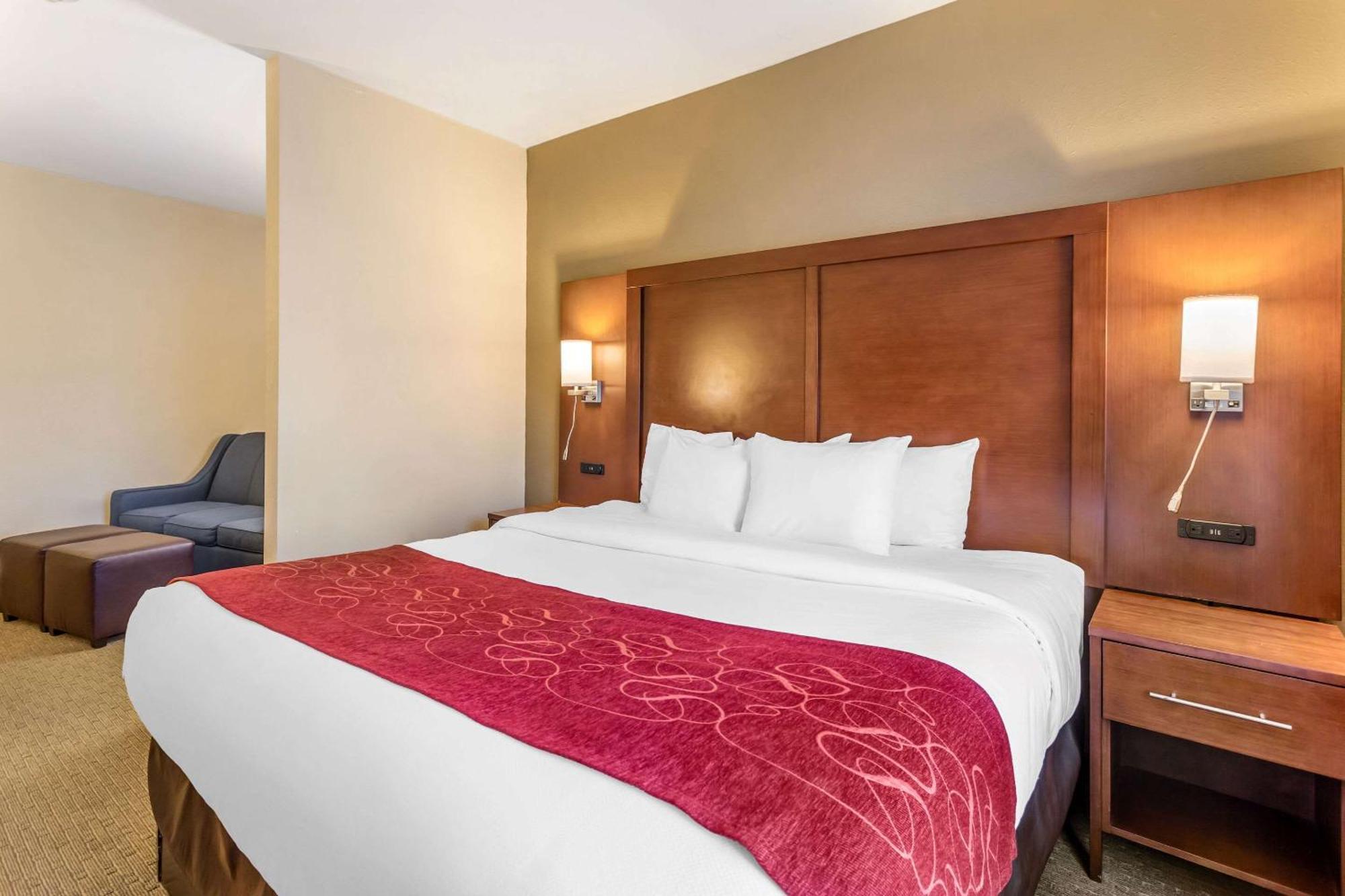 Comfort Suites South Point - Huntington Екстер'єр фото