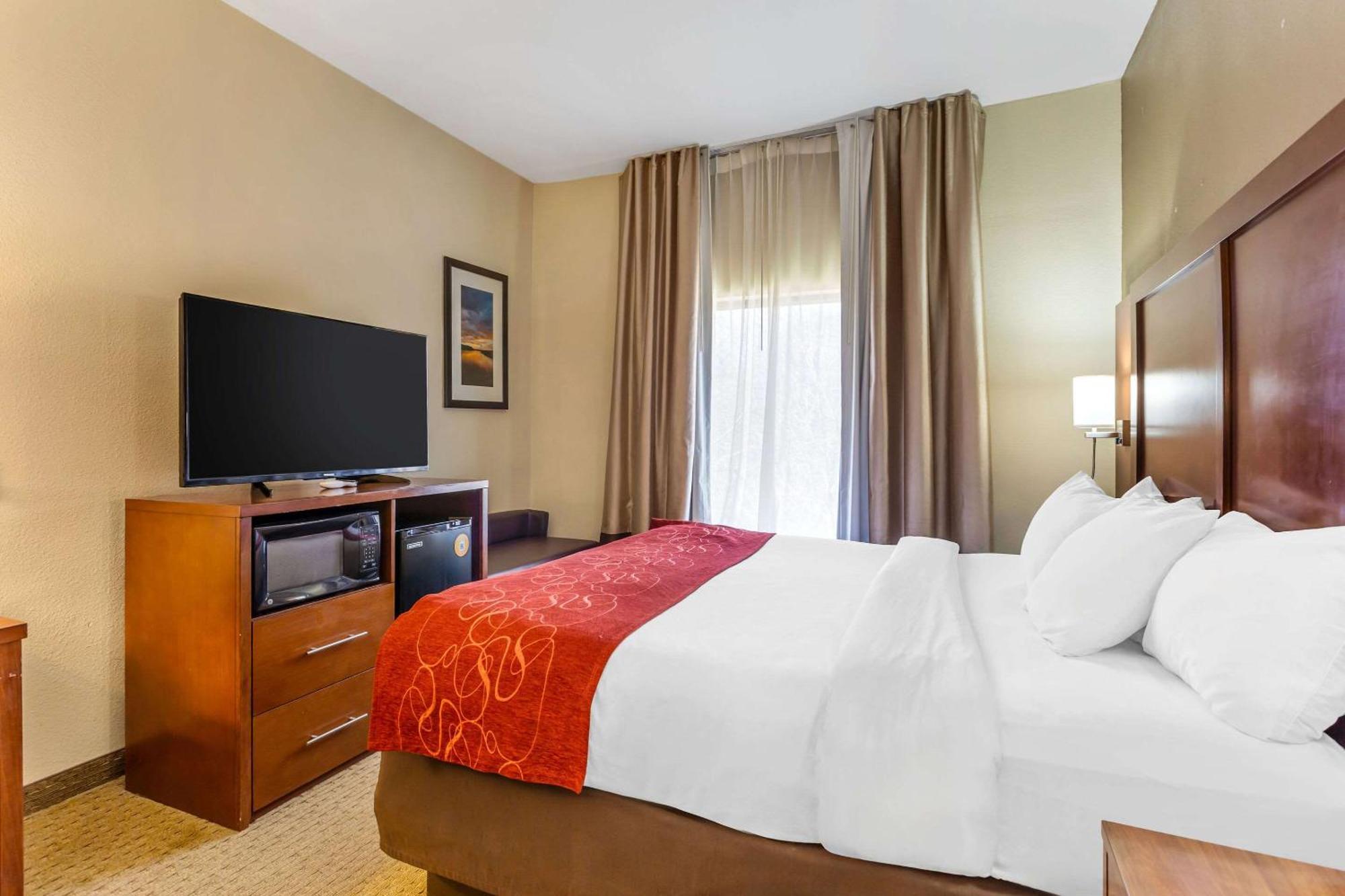 Comfort Suites South Point - Huntington Екстер'єр фото