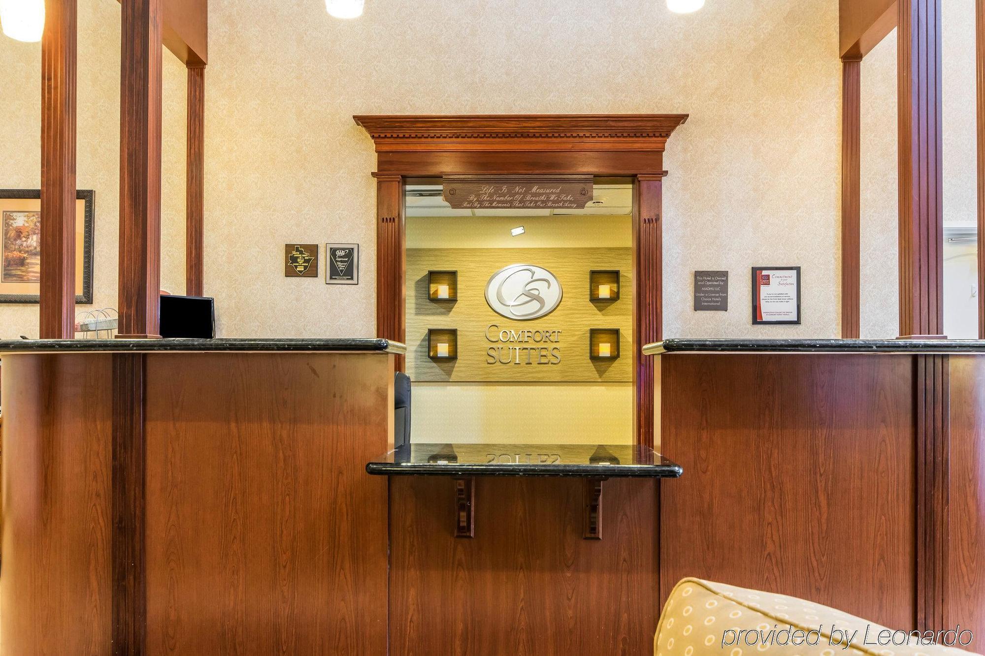Comfort Suites South Point - Huntington Екстер'єр фото